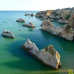 Charming House In With Shared Pool