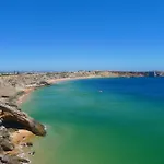 Charming House In With Shared Pool Lägenhet Albufeira