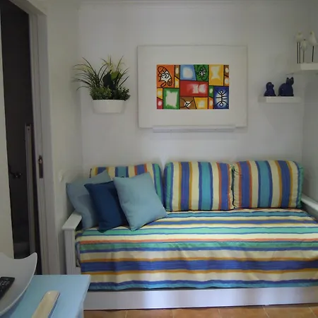 Apartment Charming House In With Shared Pool