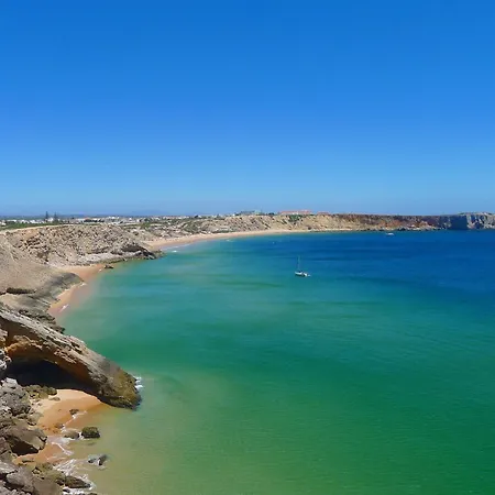 Charming House In With Shared Pool Apartment Albufeira