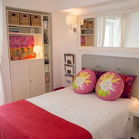 Charming House In With Shared Pool Albufeira