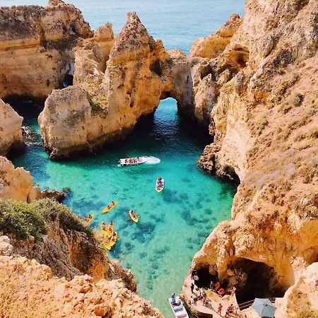 Apartment Charming House In With Shared Pool Albufeira