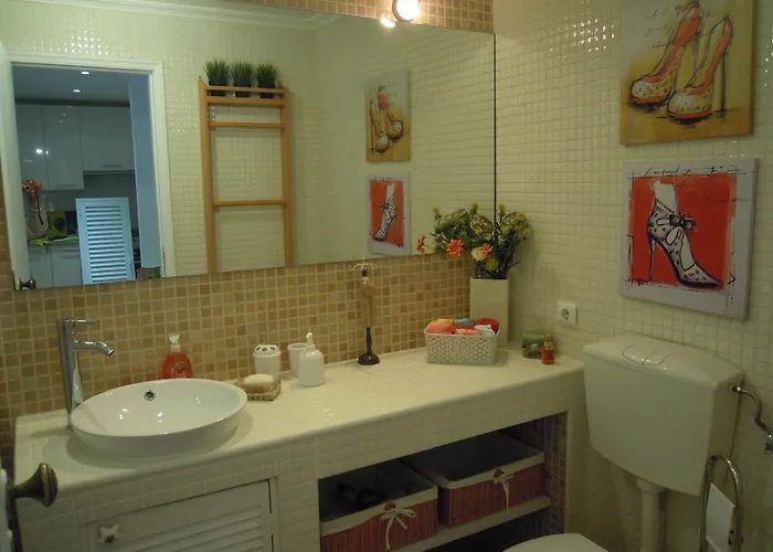 Apartament Charming House In With Shared Pool *