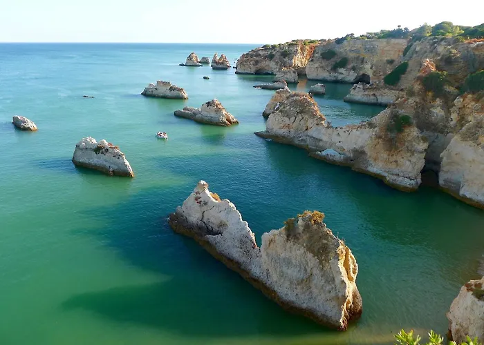 Charming House In With Shared Pool