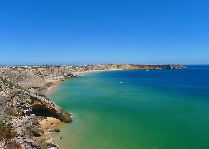 Charming House In With Shared Pool Apartament Albufeira