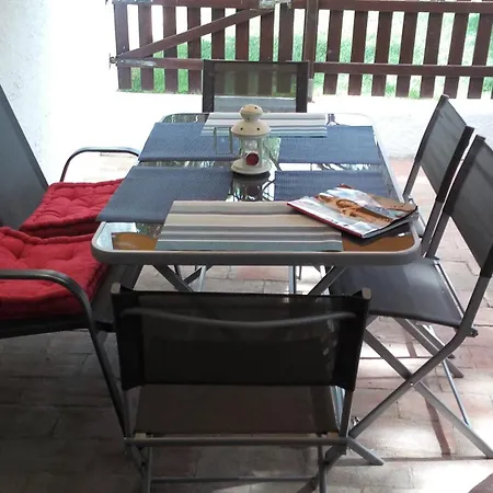 Daire Charming House In With Shared Pool *