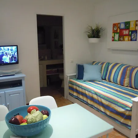 Charming House In With Shared Pool 阿尔布费拉