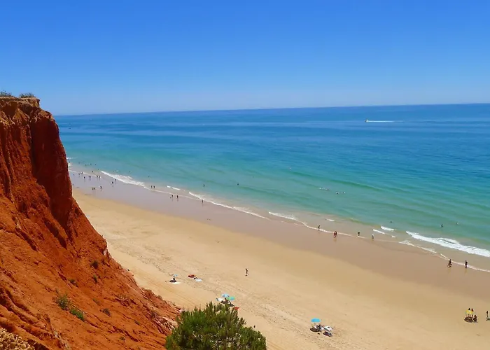 公寓 Charming House In With Shared Pool